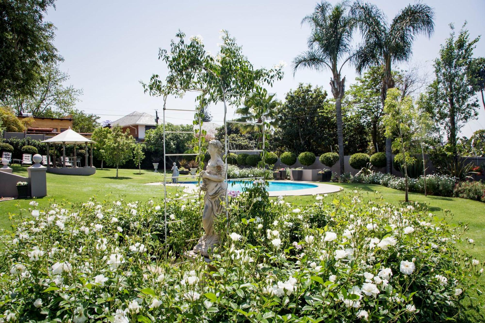 La Vida Luka - Luxury Guesthouse Pretoria-Noord Exterior foto