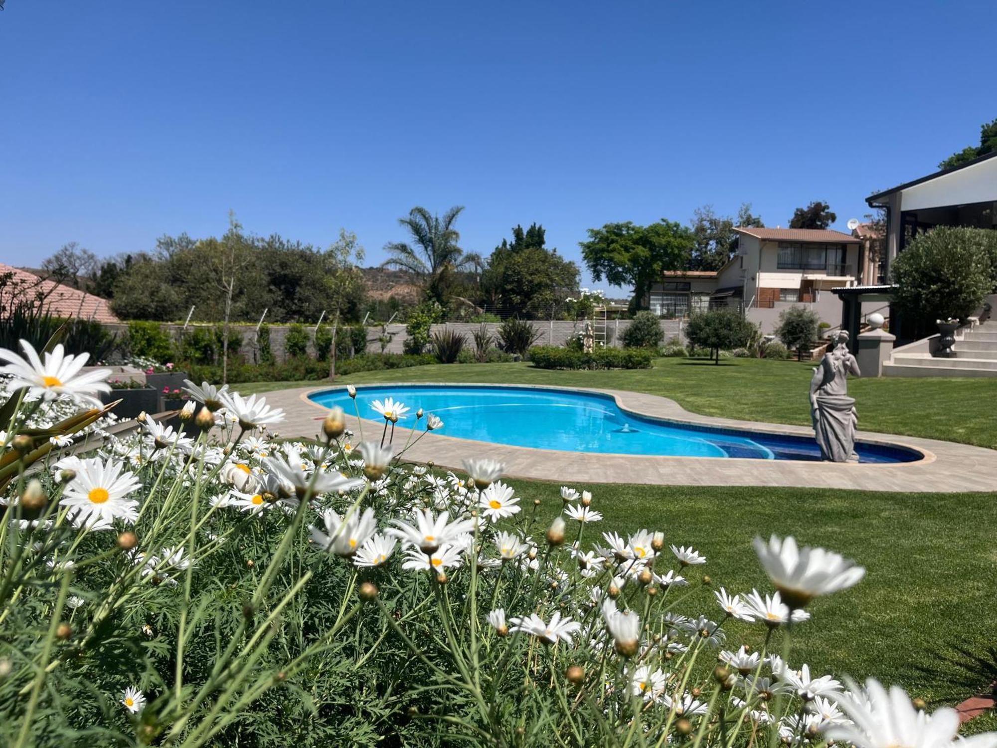 La Vida Luka - Luxury Guesthouse Pretoria-Noord Exterior foto
